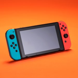نينتندو تؤكد: Switch الأصلي يقترب من التقاعد لصالح Switch 2